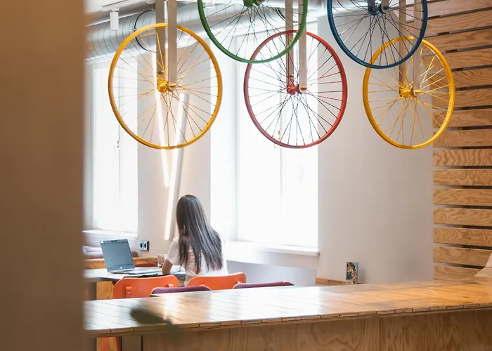 Familiehotel: Meininger Hotel Innsbruck Zentrum